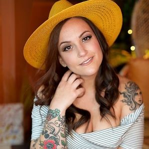 Meet your Posher, Kinsley